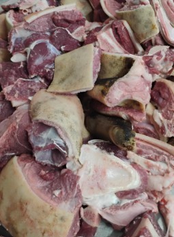 Goat Meat with Skin - Frozen — Pack